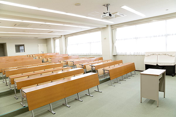 視聴覚室